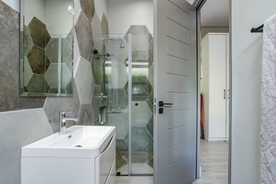 4 Bedroom Property for Sale in Pearl Valley at Val de Vie Western Cape